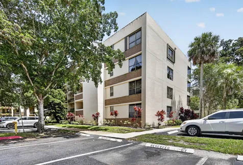 7500 NW 1st Court Plantation FL 33317