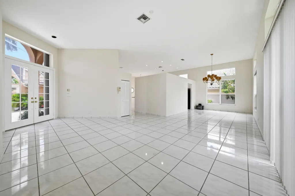 10769 Maple Chase Drive Boca Raton FL 33498