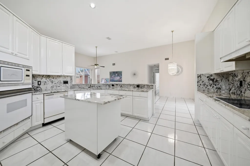 10769 Maple Chase Drive Boca Raton FL 33498