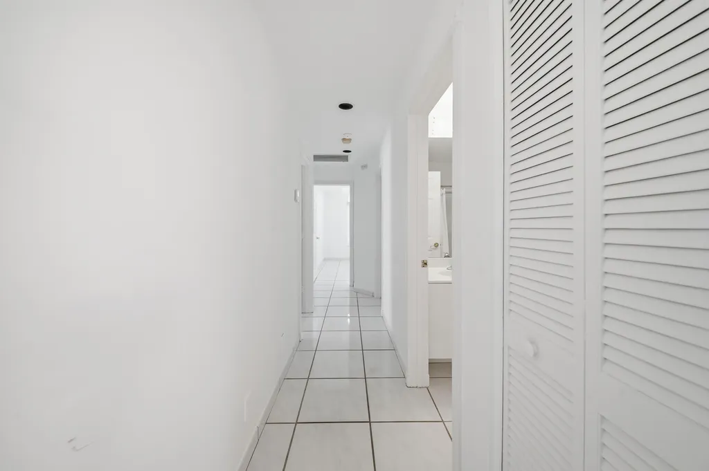 10769 Maple Chase Drive Boca Raton FL 33498