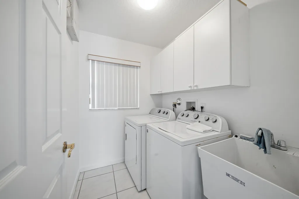 10769 Maple Chase Drive Boca Raton FL 33498