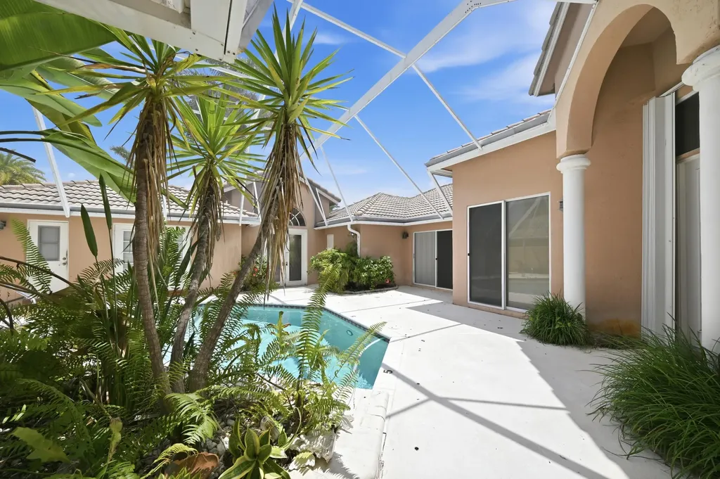 10769 Maple Chase Drive Boca Raton FL 33498