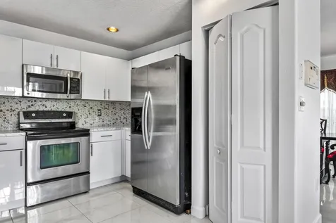 10334 SW 164th Place Miami FL 33196