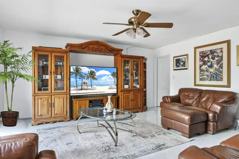 10334 SW 164th Place Miami FL 33196
