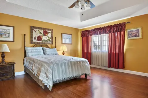 10334 SW 164th Place Miami FL 33196