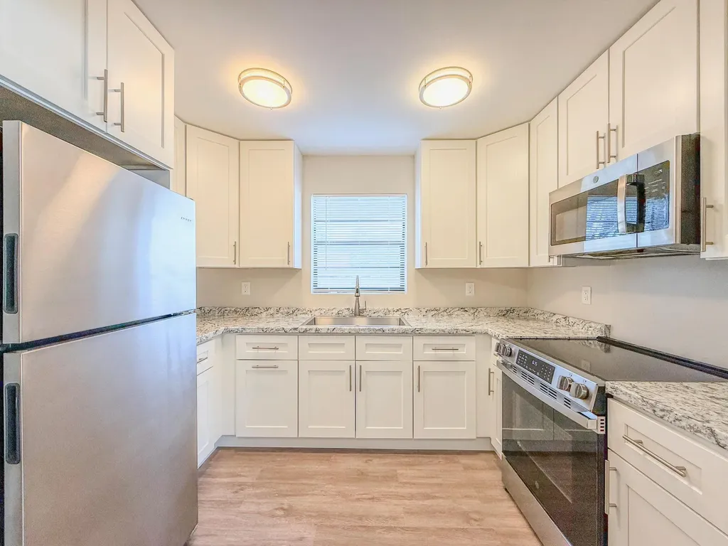 3082 Swain Boulevard Greenacres FL 33463