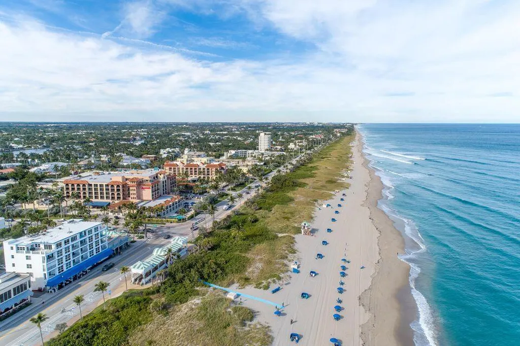 15450 Pembridge Avenue Delray Beach FL 33484