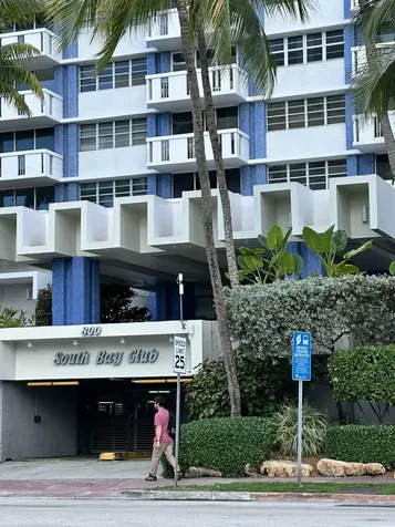800 West Avenue Miami Beach FL 33139