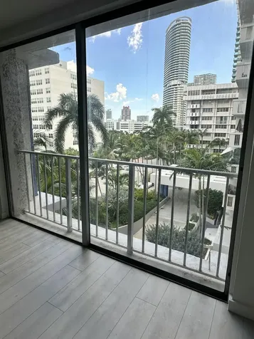 800 West Avenue Miami Beach FL 33139