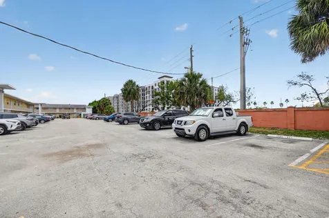 1505 Crescent Circle Lake Park FL 33403