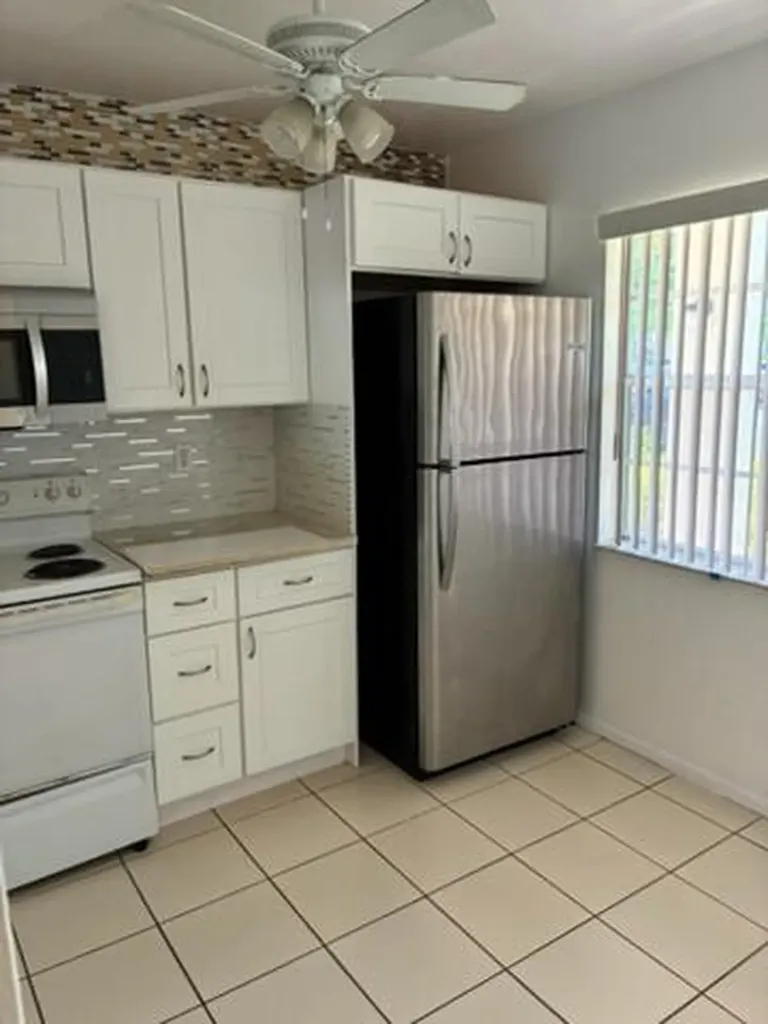 2708 Nassau Bend Coconut Creek FL 33066
