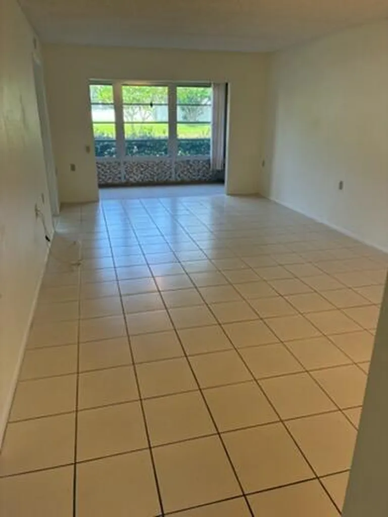 2708 Nassau Bend Coconut Creek FL 33066