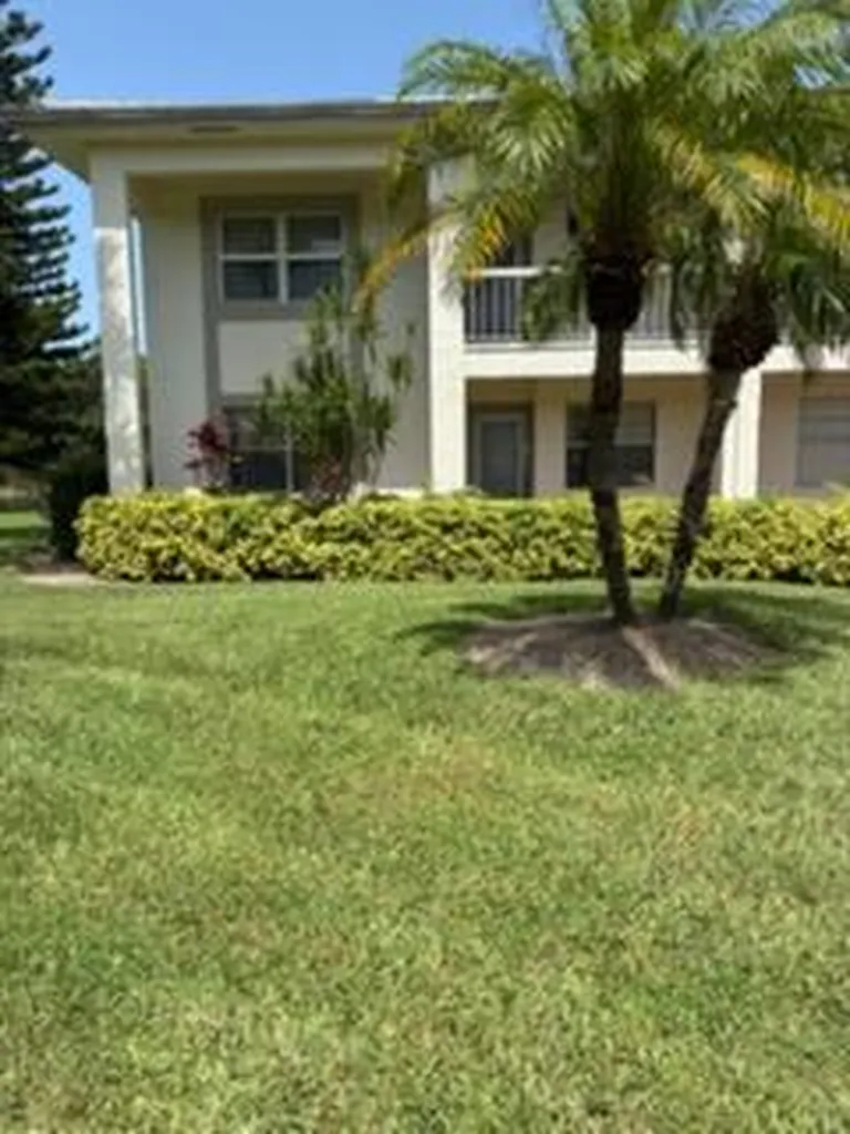 2708 Nassau Bend Coconut Creek FL 33066