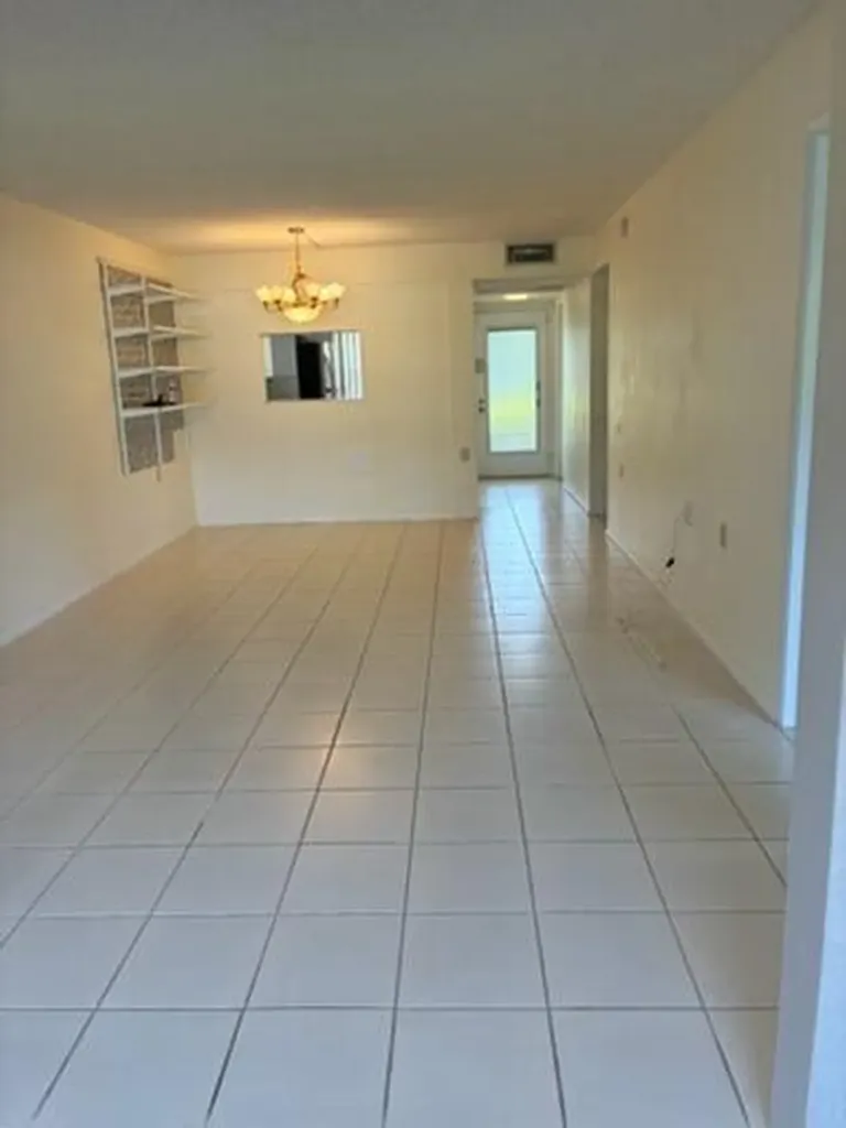 2708 Nassau Bend Coconut Creek FL 33066