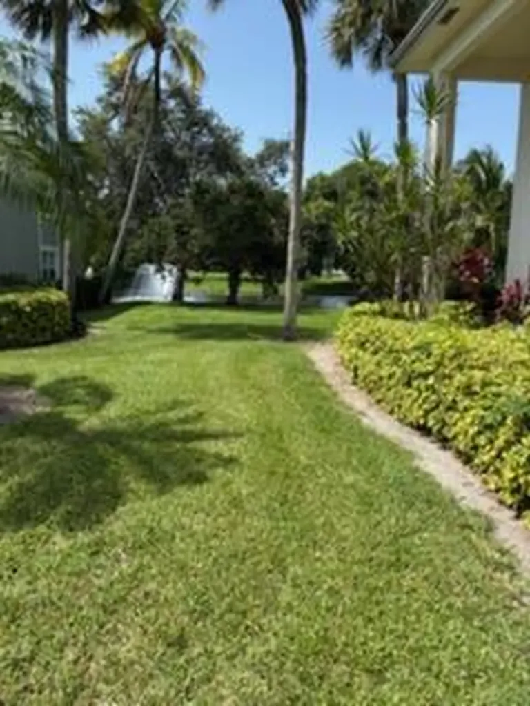 2708 Nassau Bend Coconut Creek FL 33066