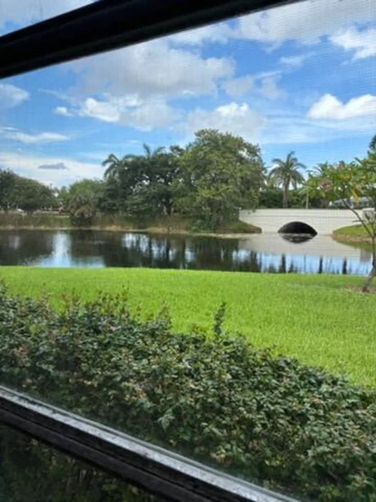 2708 Nassau Bend Coconut Creek FL 33066