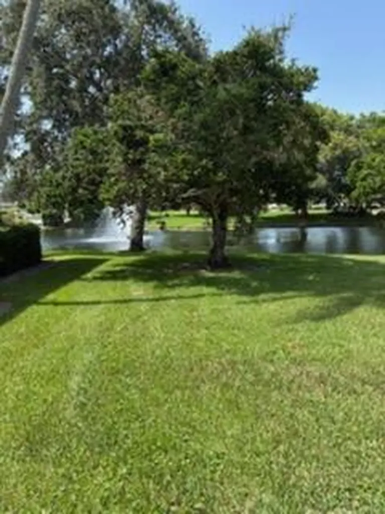 2708 Nassau Bend Coconut Creek FL 33066
