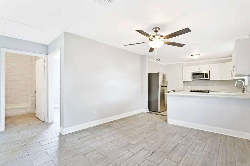 610 SE 2nd Avenue Delray Beach FL 33483