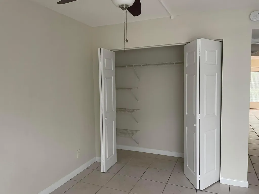 498 Piedmont K Delray Beach FL 33484