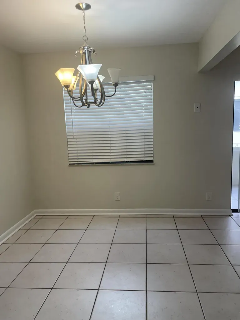 498 Piedmont K Delray Beach FL 33484