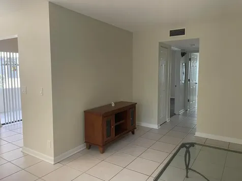 498 Piedmont K Delray Beach FL 33484