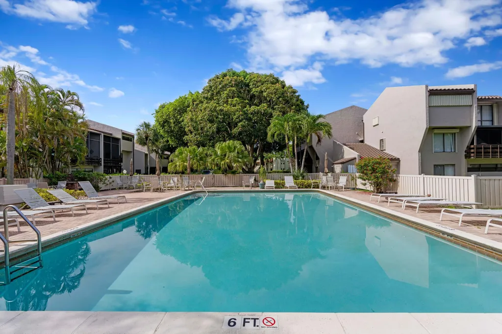 149 NW 70th Boca Raton FL 33487