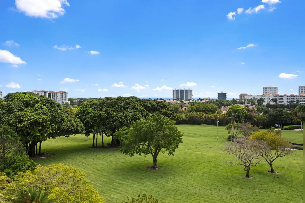 210 SE Mizner Boulevard Boca Raton FL 33432