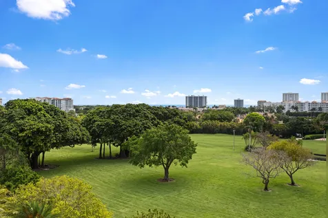 210 SE Mizner Boulevard Boca Raton FL 33432