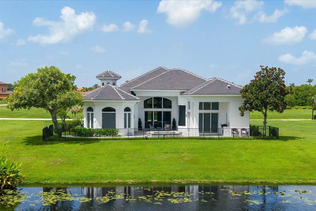 128 SE Rio Angelica Port St Lucie FL 34984