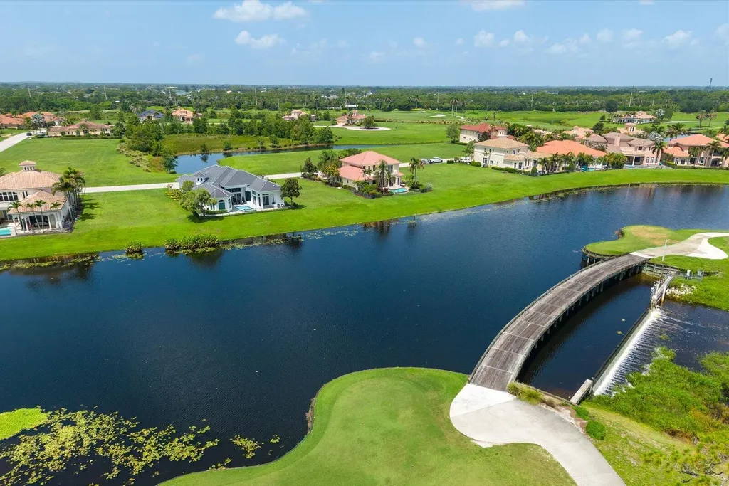 128 SE Rio Angelica Port St Lucie FL 34984