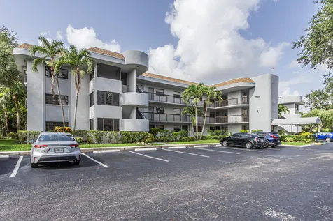 7515 NW 79th Avenue Tamarac FL 33321