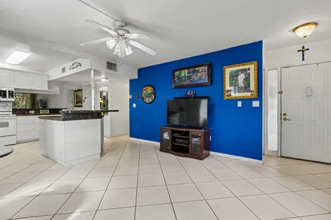7515 NW 79th Avenue Tamarac FL 33321