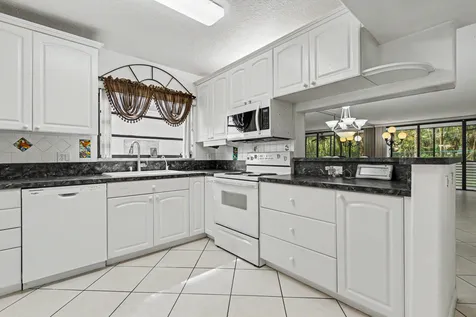 7515 NW 79th Avenue Tamarac FL 33321