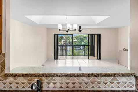 210 Captains Walk Delray Beach FL 33483