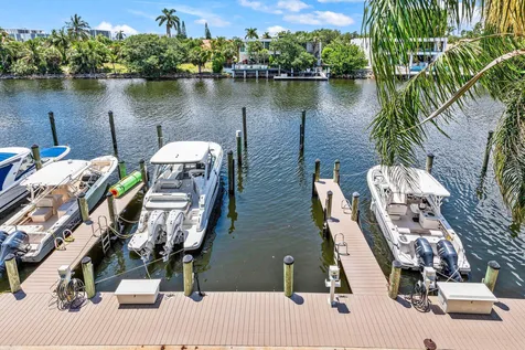 210 Captains Walk Delray Beach FL 33483