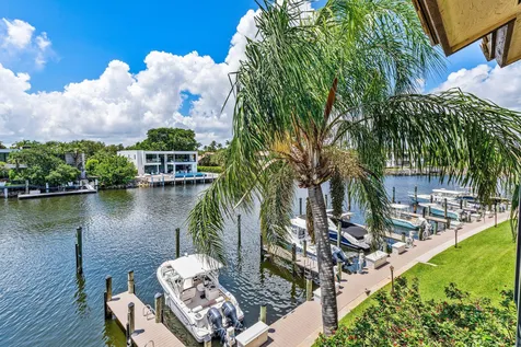 210 Captains Walk Delray Beach FL 33483