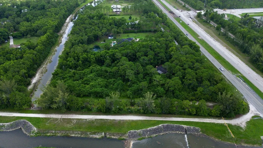13229 Arrowwood Drive Palm Beach Gardens FL 33418