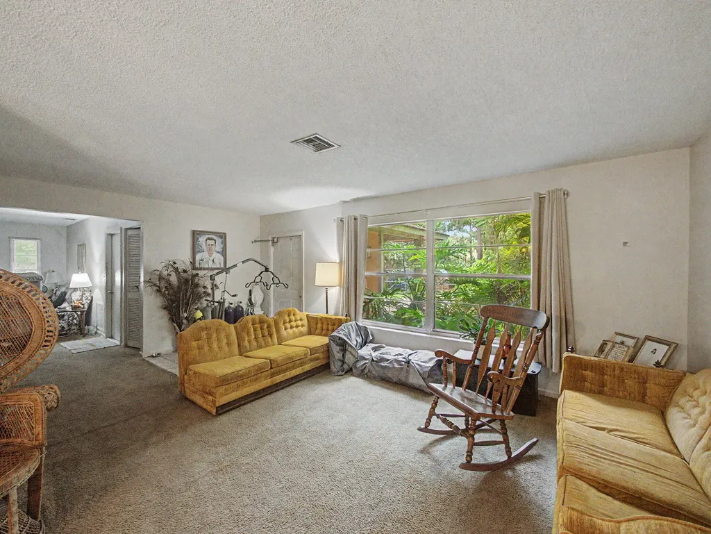 13229 Arrowwood Drive Palm Beach Gardens FL 33418
