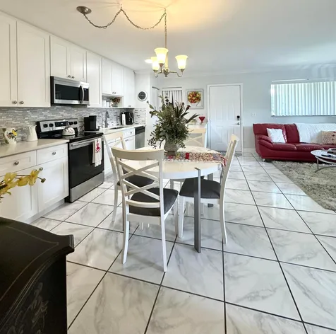588 Trace Circle Deerfield Beach FL 33441