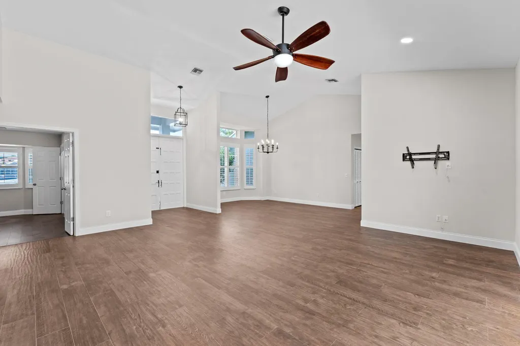 1738 Lindsey Court Wellington FL 33414