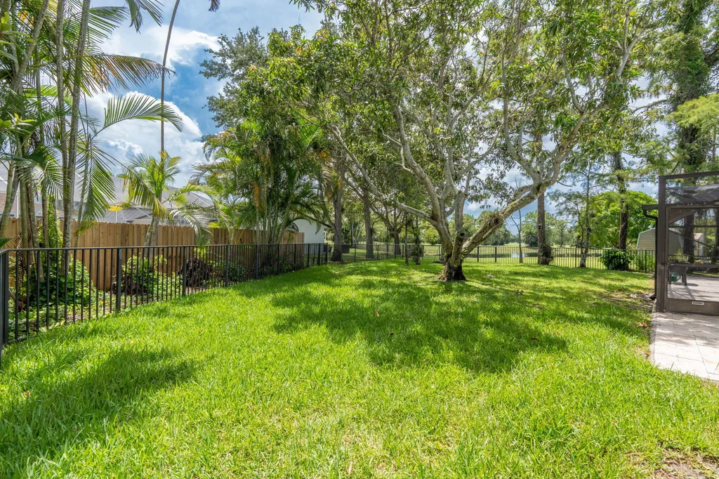 1738 Lindsey Court Wellington FL 33414