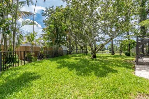 1738 Lindsey Court Wellington FL 33414