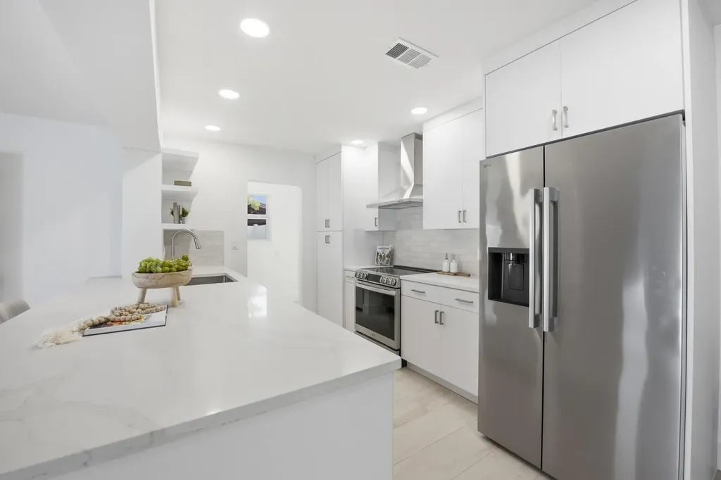 5621 NE 16th Avenue Fort Lauderdale FL 33334