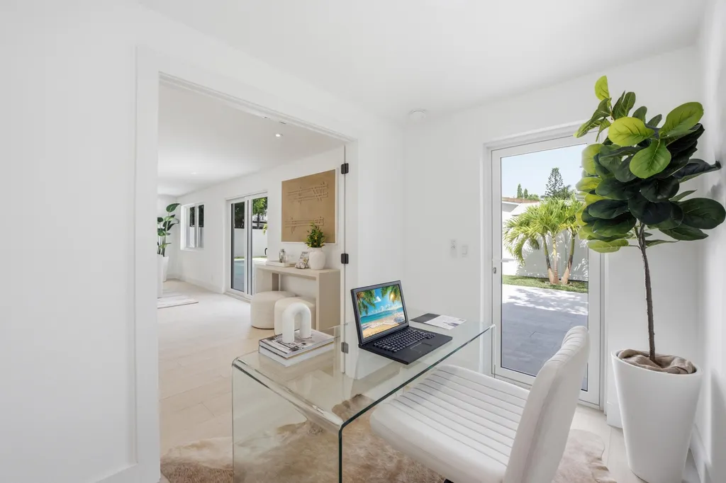 5621 NE 16th Avenue Fort Lauderdale FL 33334