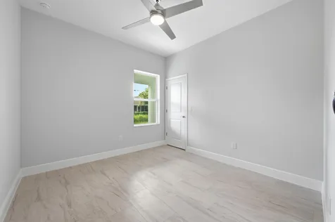 9366 103rd Court Vero Beach FL 32967
