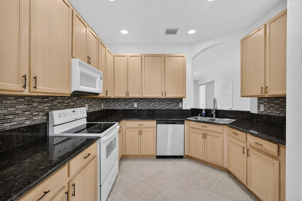 4991 Bonsai Circle Palm Beach Gardens FL 33418