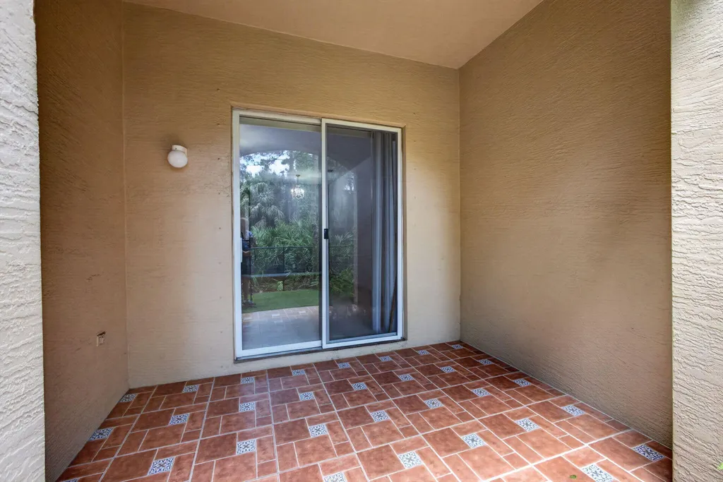 4991 Bonsai Circle Palm Beach Gardens FL 33418