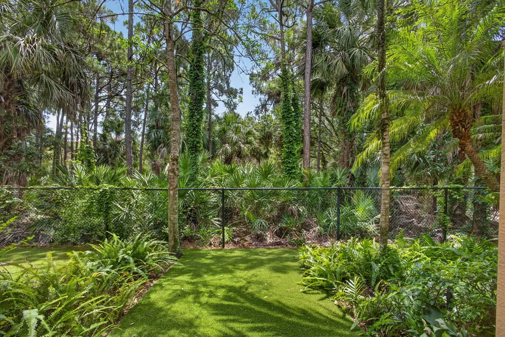 4991 Bonsai Circle Palm Beach Gardens FL 33418