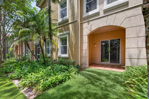 4991 Bonsai Circle Palm Beach Gardens FL 33418
