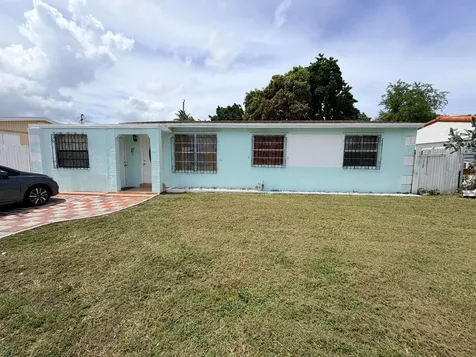 2033 Longwood Road West Palm Beach FL 33409
